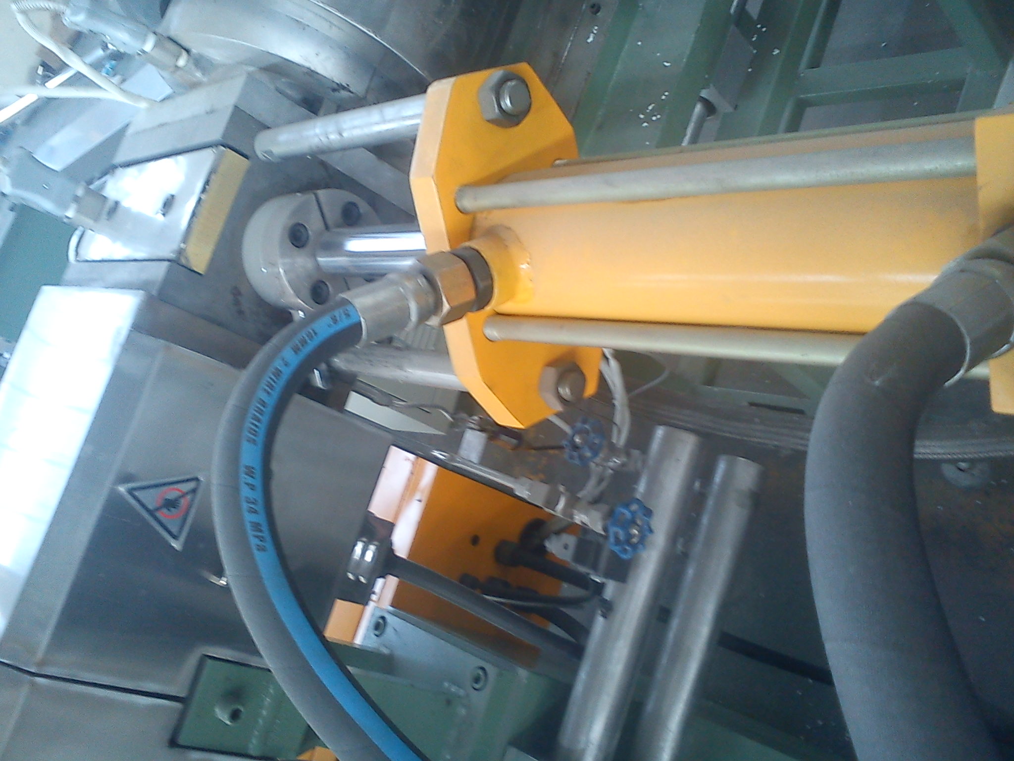 換網系統(液壓自動換網)